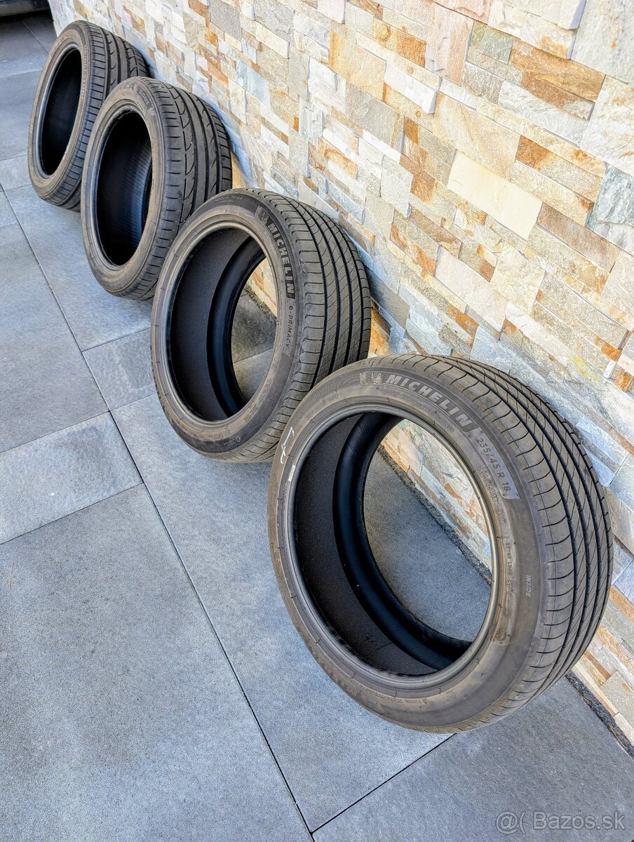Letné pneu na Teslu 235/45 R18