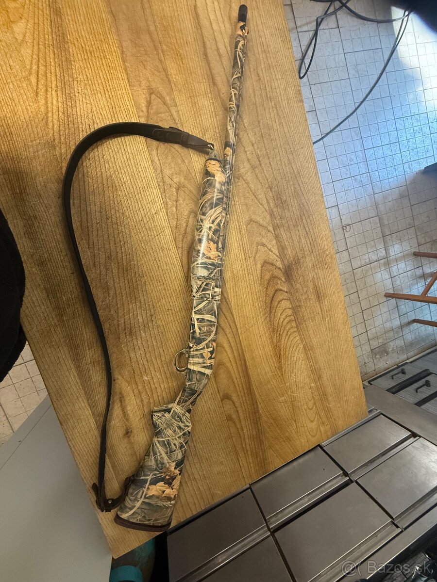 Beretta A303 poloautomat