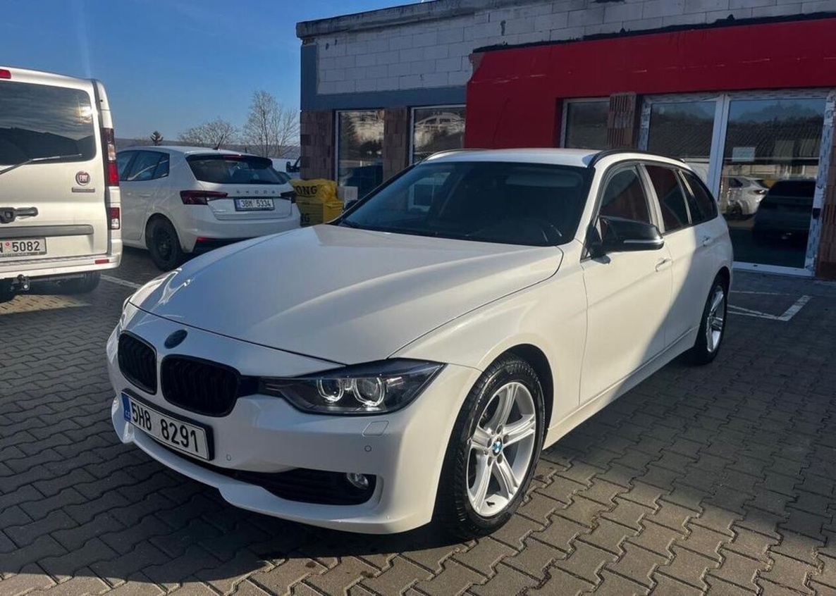 BMW Řada 3 TOURING,SPORTline,LED,KUZE,PAR nafta manuál 85 kw