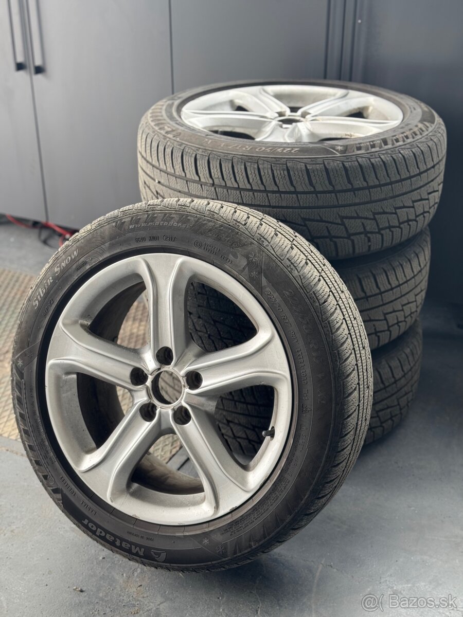 Audi 225/50 R17