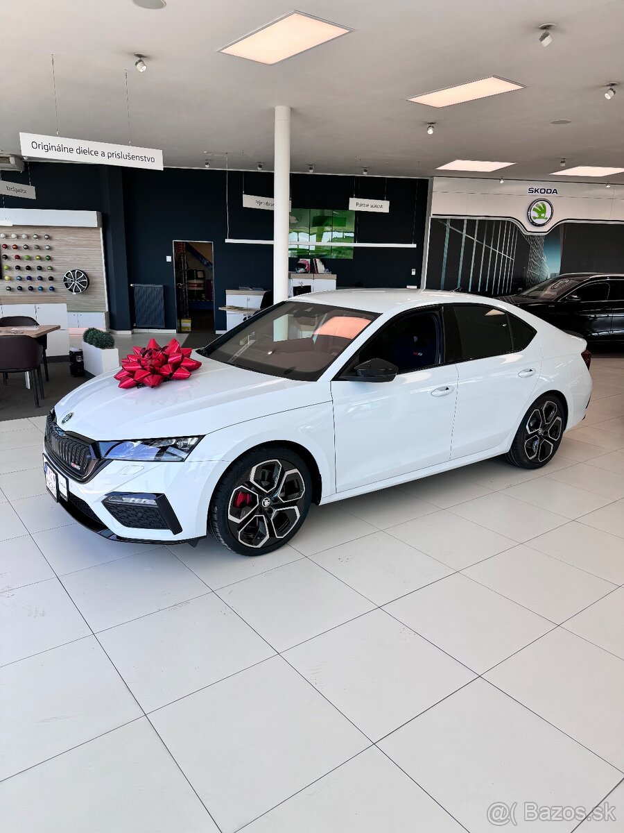 Škoda Octavia IV RS 2.0 TSI 2024 DSG