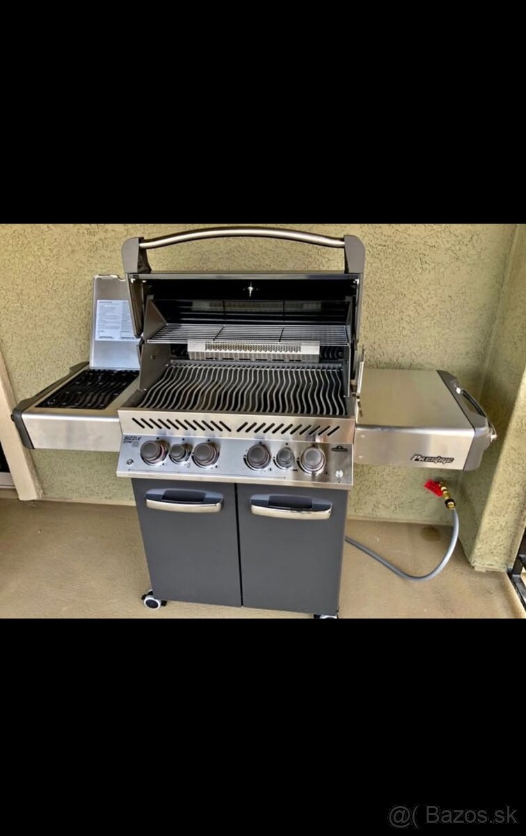 Predám plynový grill ako nový