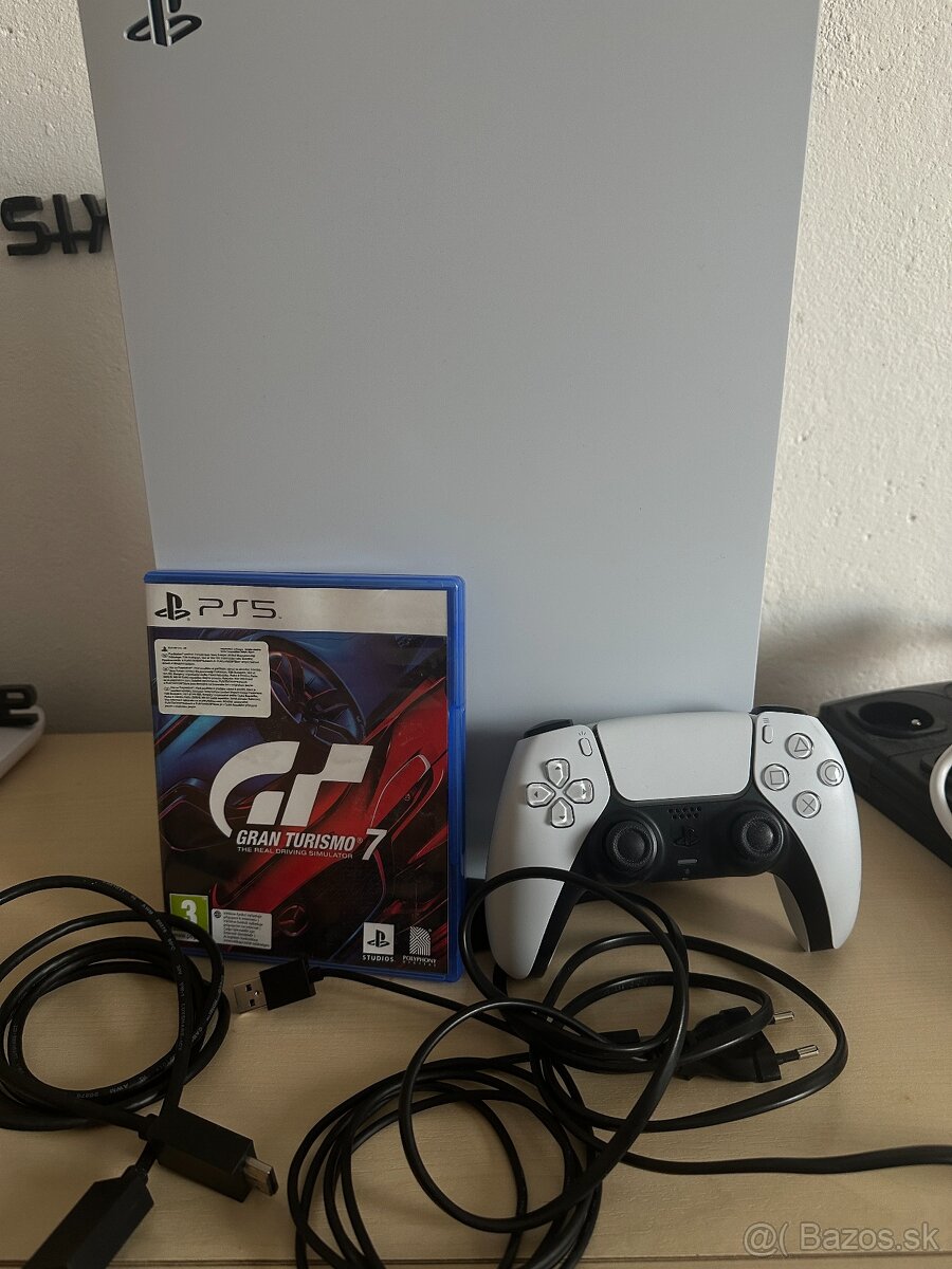 Playstation 5 + ovládač + Grand Turismo 7
