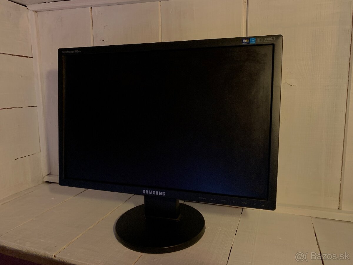 Počítačový LCD monitor Samsung 923NW 19"