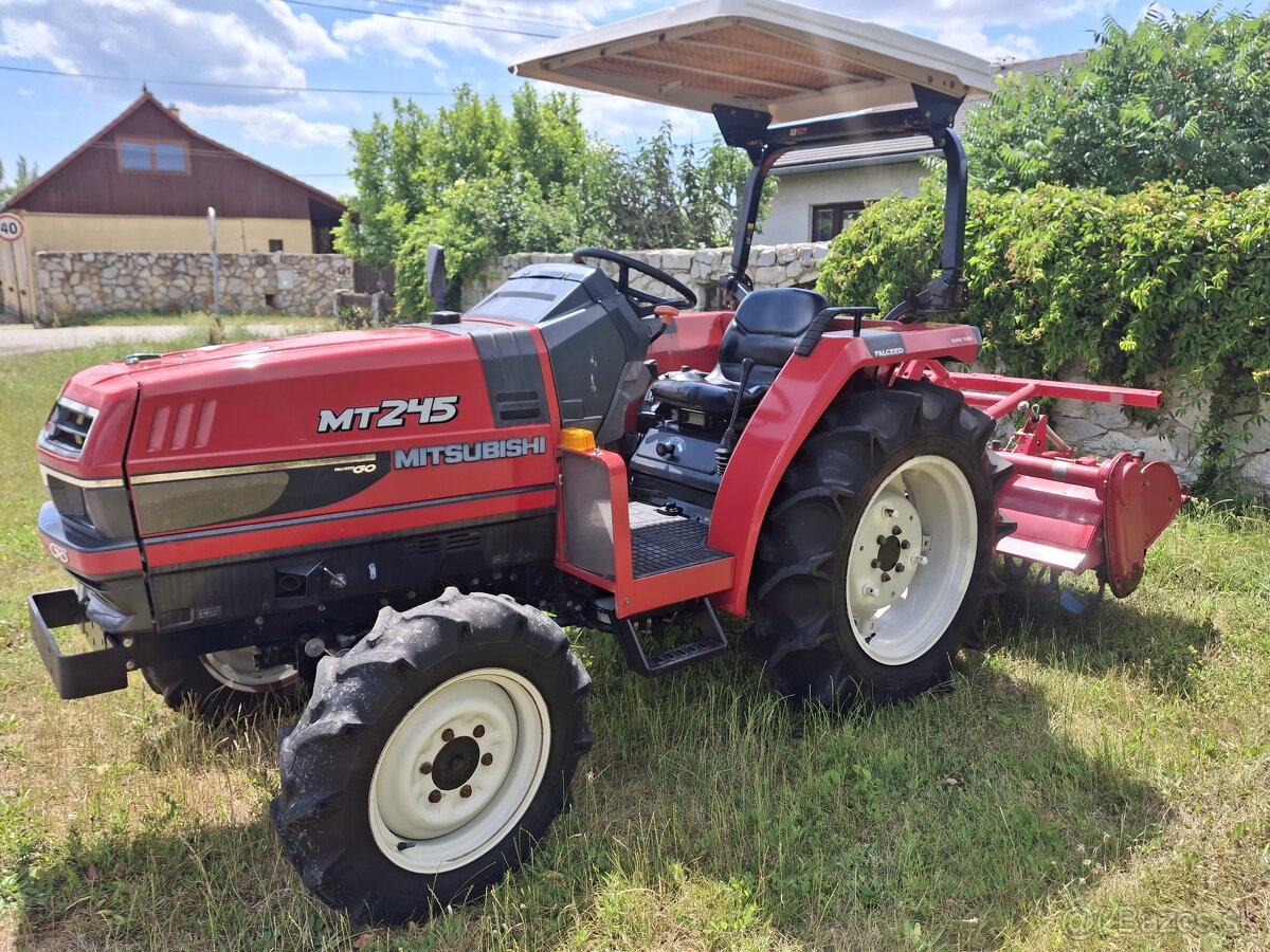 Malotraktor Mitsubishi MT245