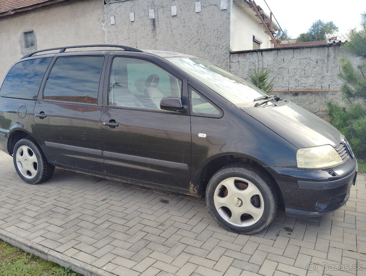 Seat Alhambra /rezervovane/