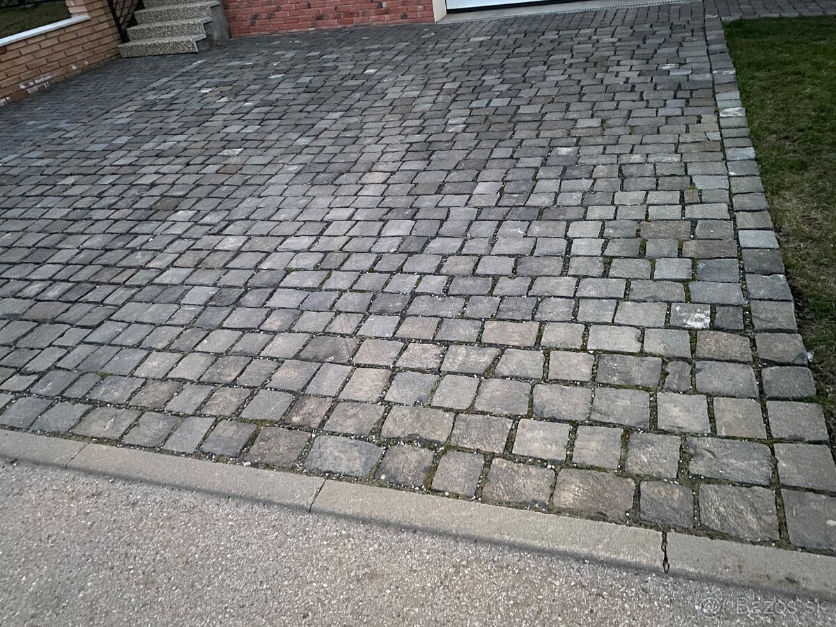 Zulove kocky Macacie hlavy