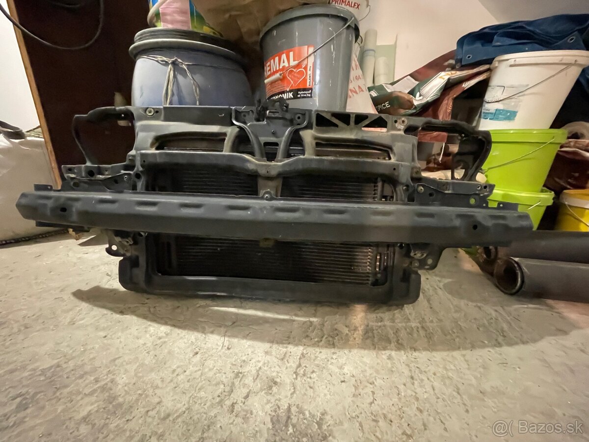 Golf 4 predná Sahara + výstuha