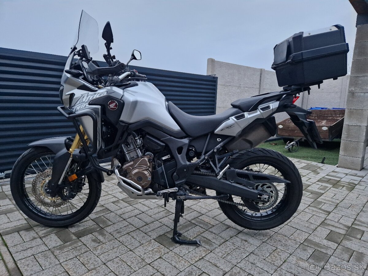 Honda Africa Twin CRF 1000L r,v. 2016, manuál, 2majiteľ