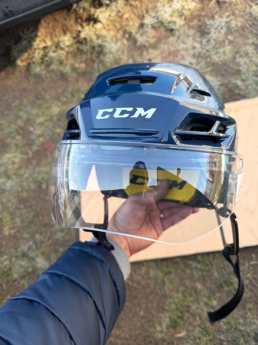 Prilba ccm tacs 210