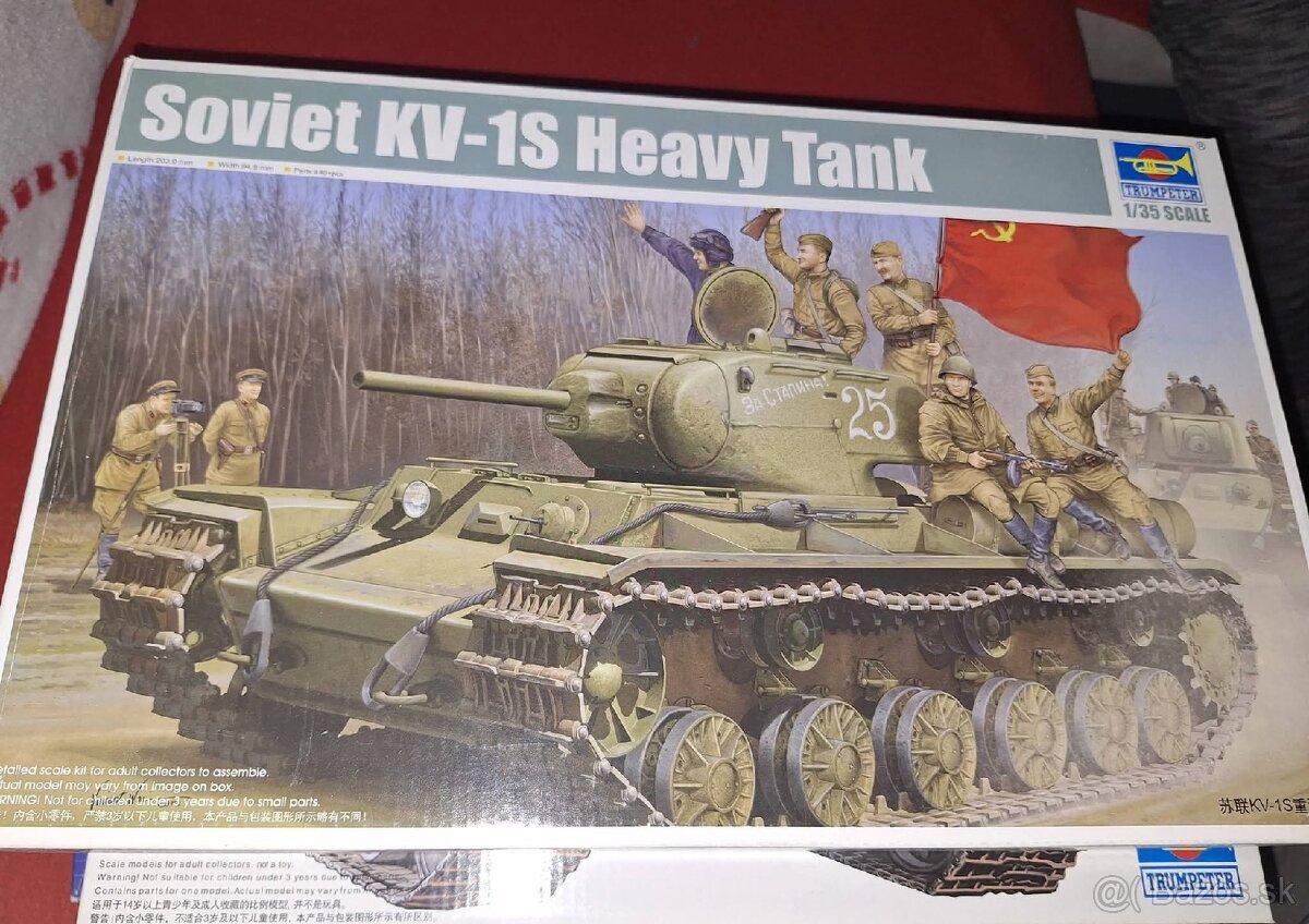 Model Soviet KV-1S
