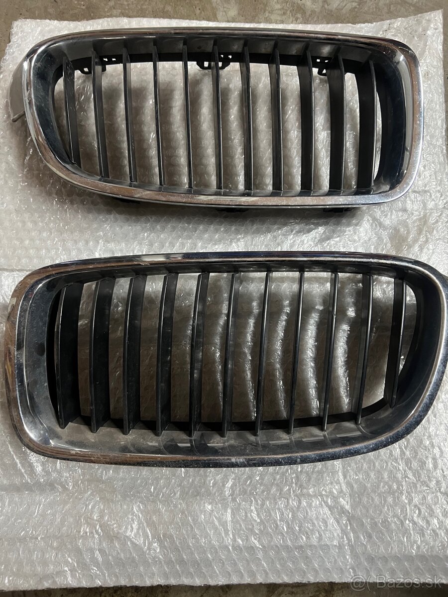 BMW grill F30/F31 originál