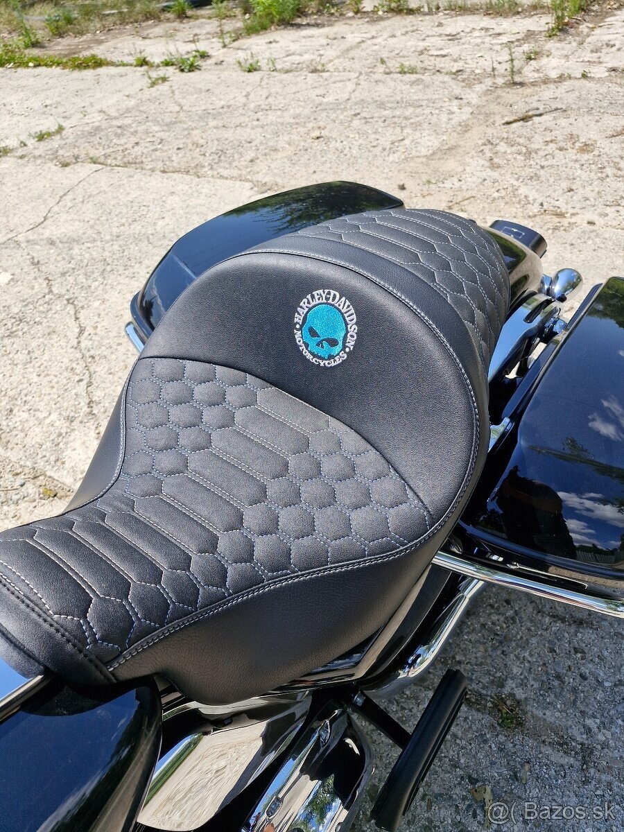 Sedlo na Harley Touring
