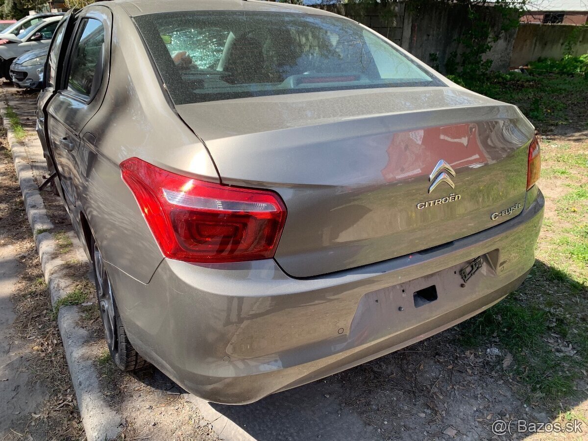 Rozpredam Citroën C-Elyseé 1.2 HM01 HMZ 2017