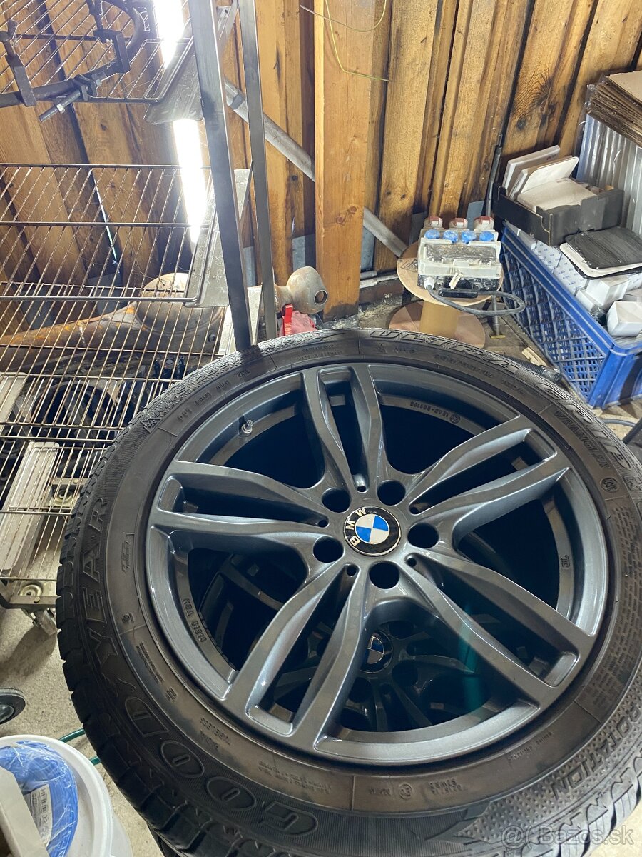 Predám sadu zimných pneumatík s diskami BMW R19 – 5x112