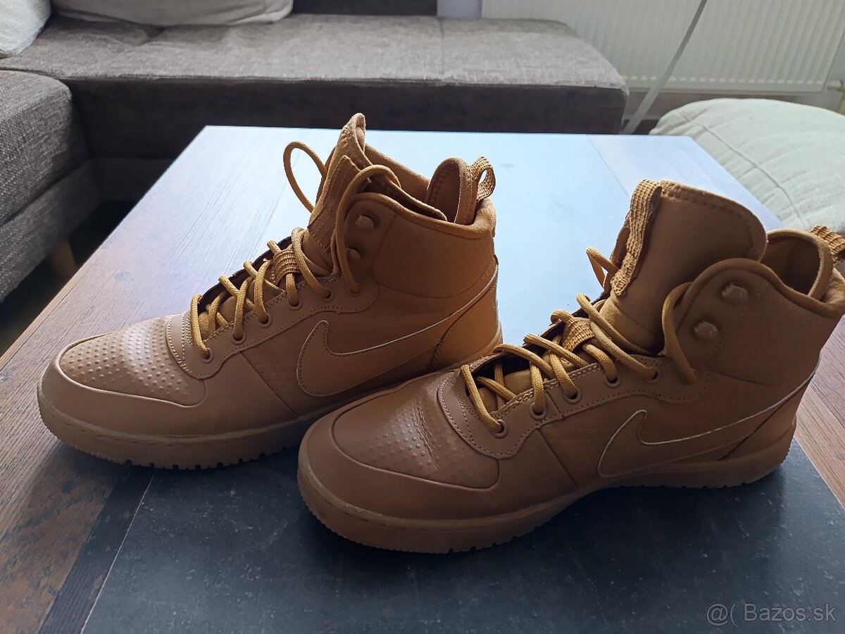 Nike COURT BOROUGH MID WINTER hnedé vel.44,5