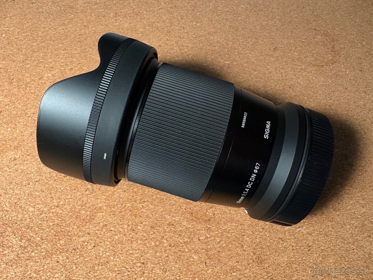Sigma 16mm f/1.4 DC DN (Canon RF)