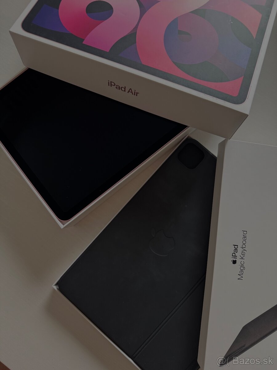 Predám iPad Air 4 ružovej farby- 64 GB – TOP stav + Magic ke