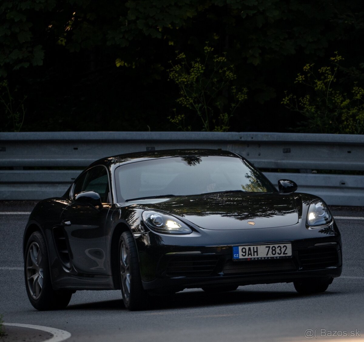 Porsche 718 Cayman