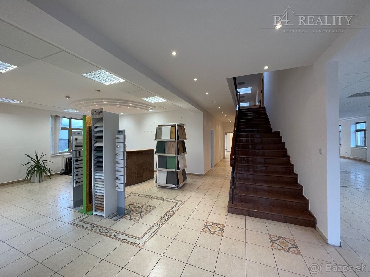 Komerčné priestory na prenájom, 380 m2, Zlatovská ul., Trenč