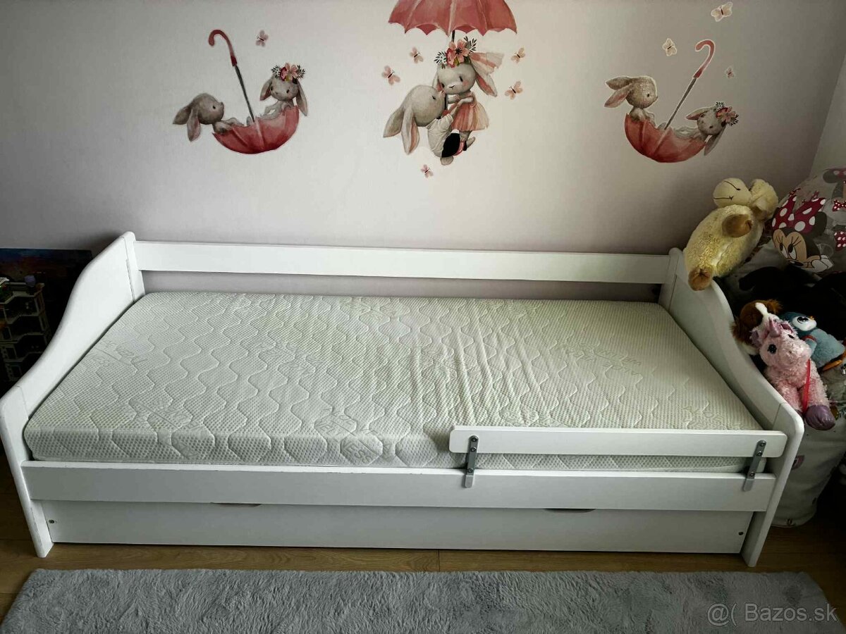 Detská dvojposteľ s opierkou