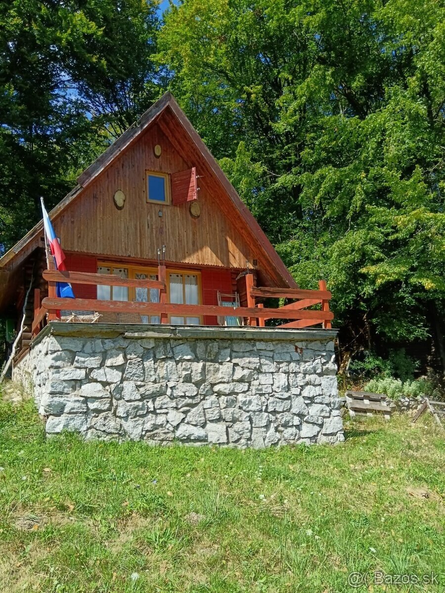 Chata v lone krásnej prírody na Ružíne