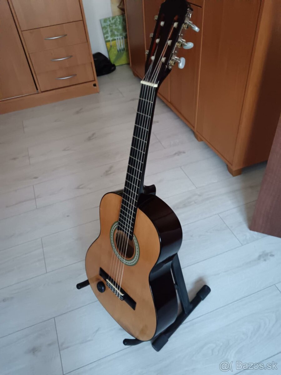Predám gitaru