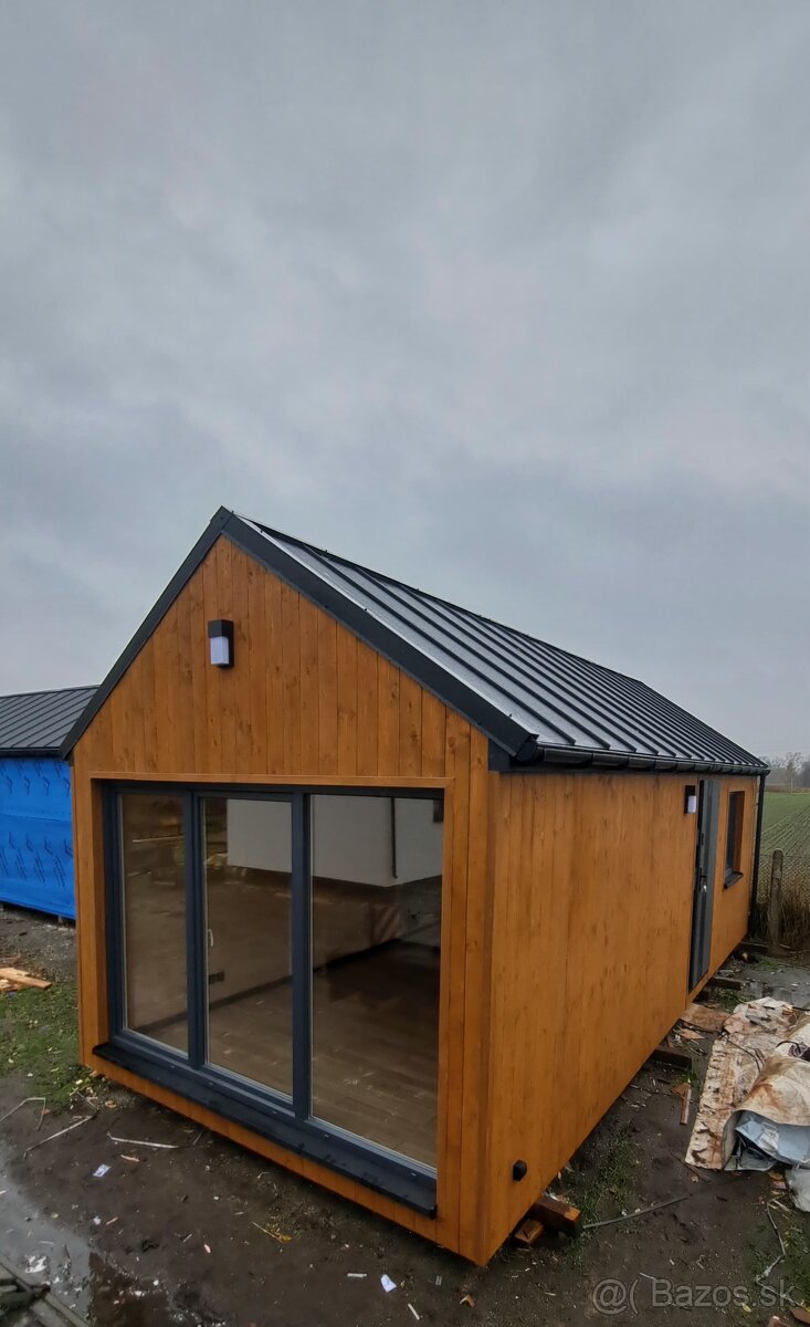 CELOROČNÝ MOBILNÝ DOM V ROZMERE 7x3,5 + 1m terasa