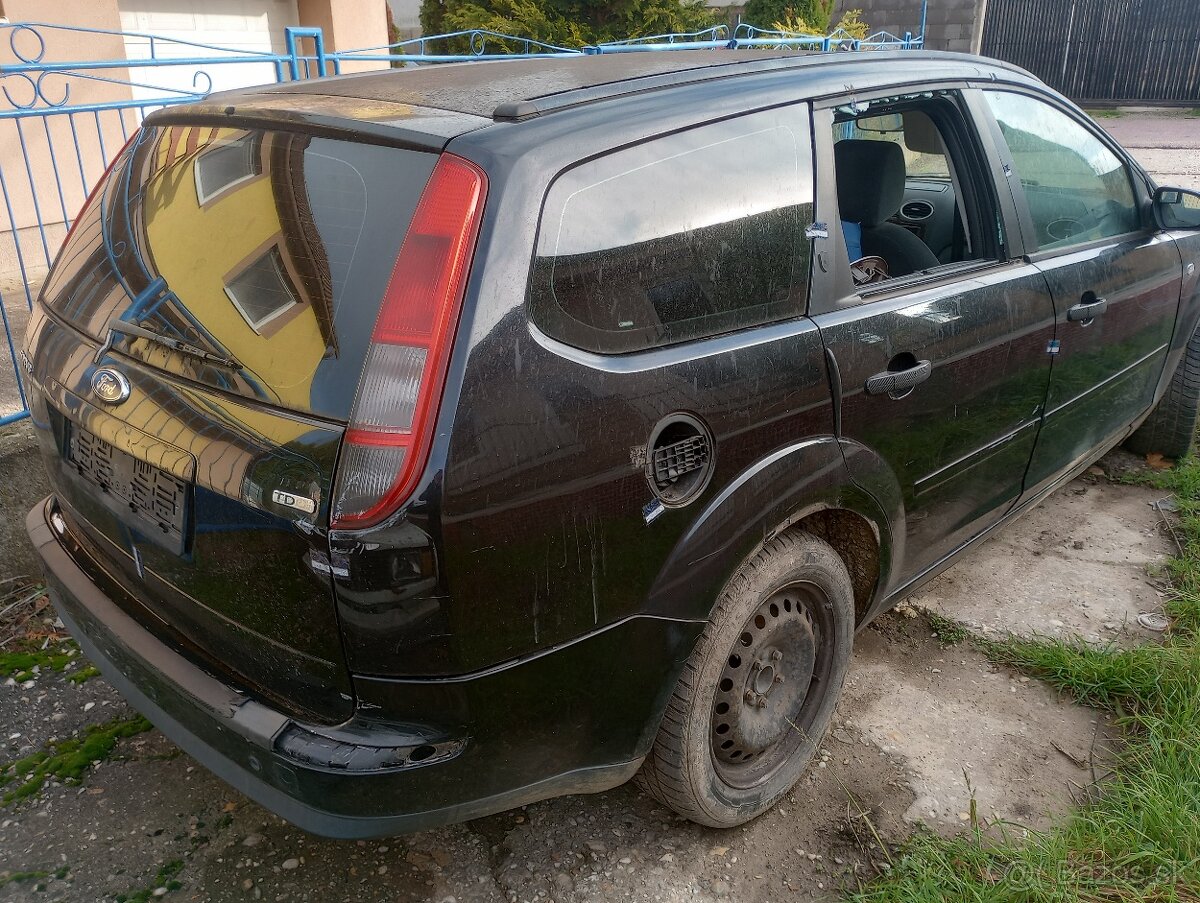 Rozpredám Ford focus 1.8tdci mk2