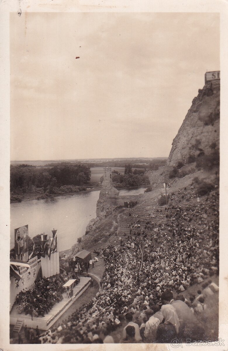 Staré pohľadnice a foto Bratislava, Devín, hrad