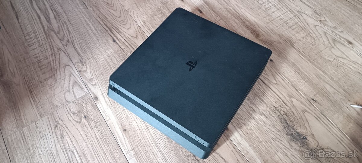 Ps4 slim s chybou