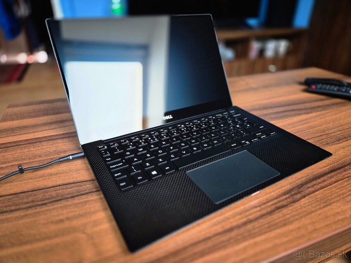 Predám Dell XPS 9360 - i7, 16GB RAM, QHD+ Touch
