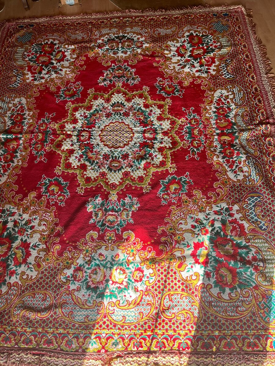 Predám veľký gobelin 200x160 cm