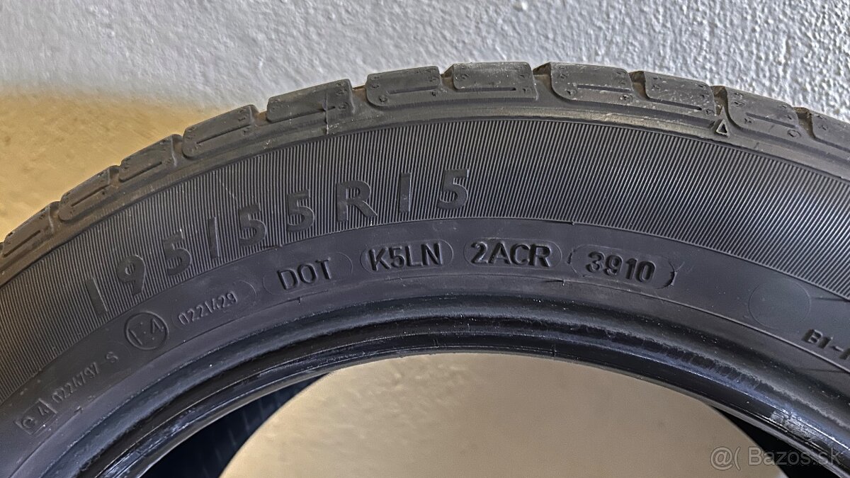 Predám Dunlop 195/65 R15 85H