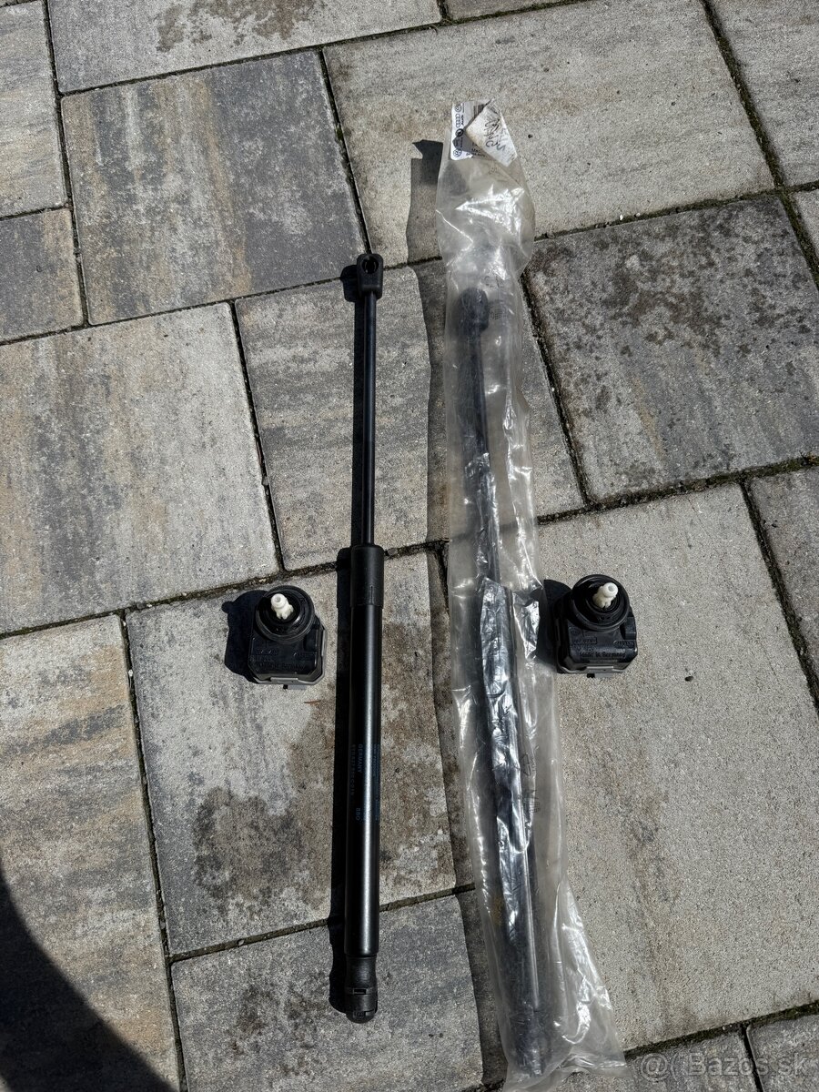 Plynove vzpery + koberčeky škoda fabia 1