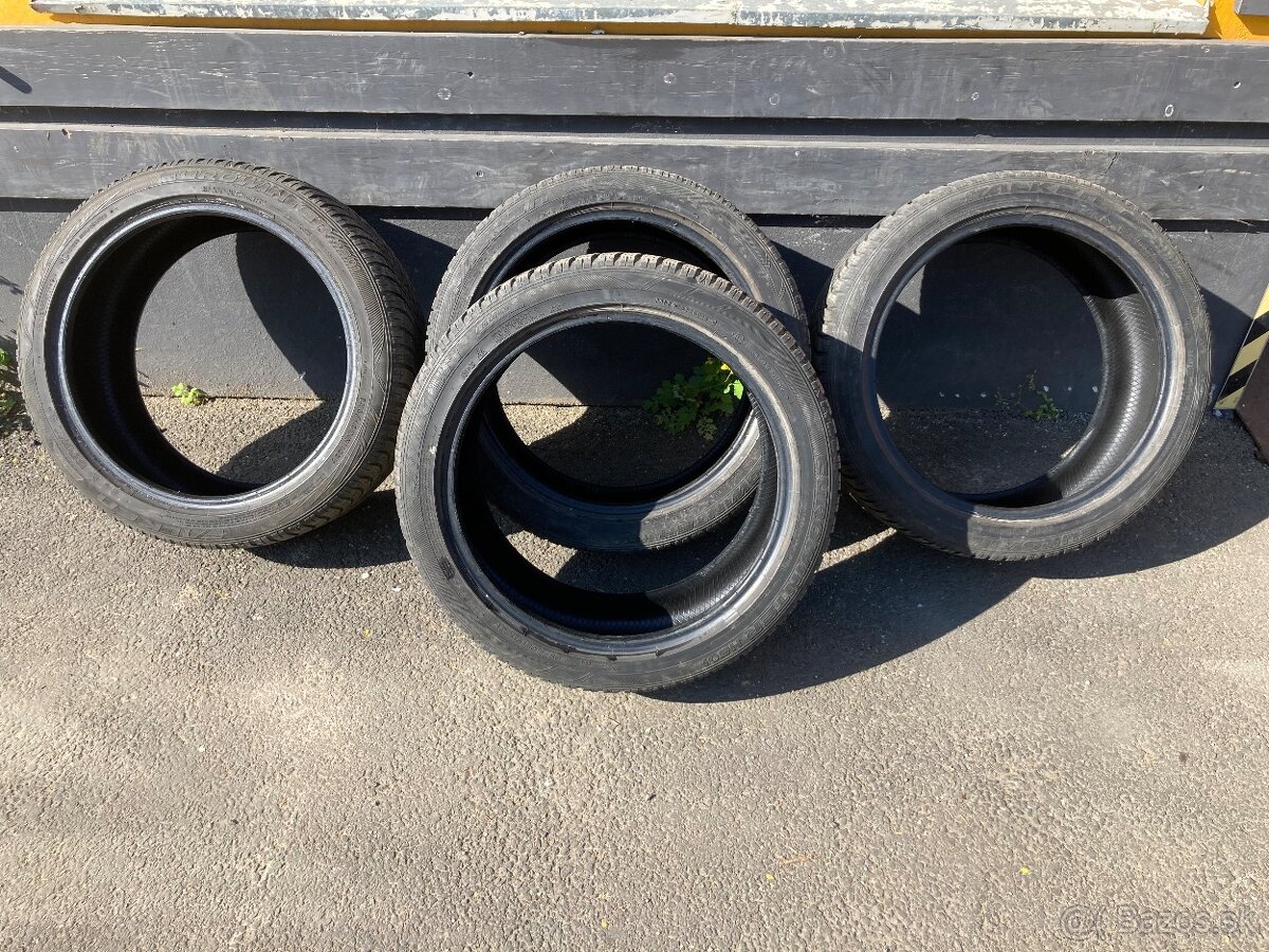 Falken 255/40 r19 zimná