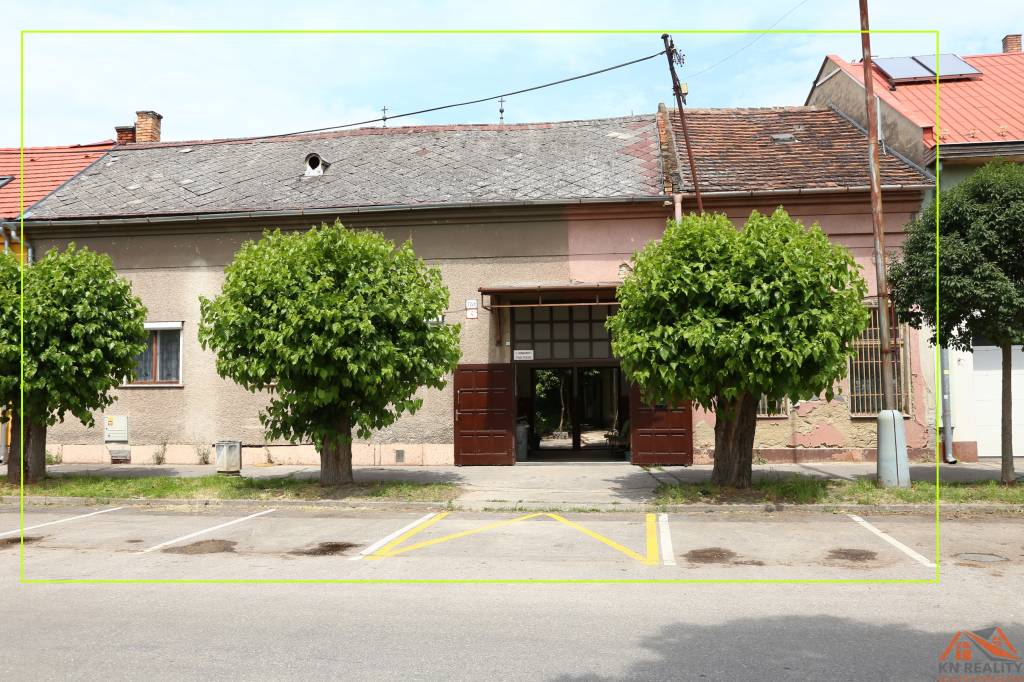 TOP Zaujímavá ponuka pre investorov Komárno - Dunajské náb