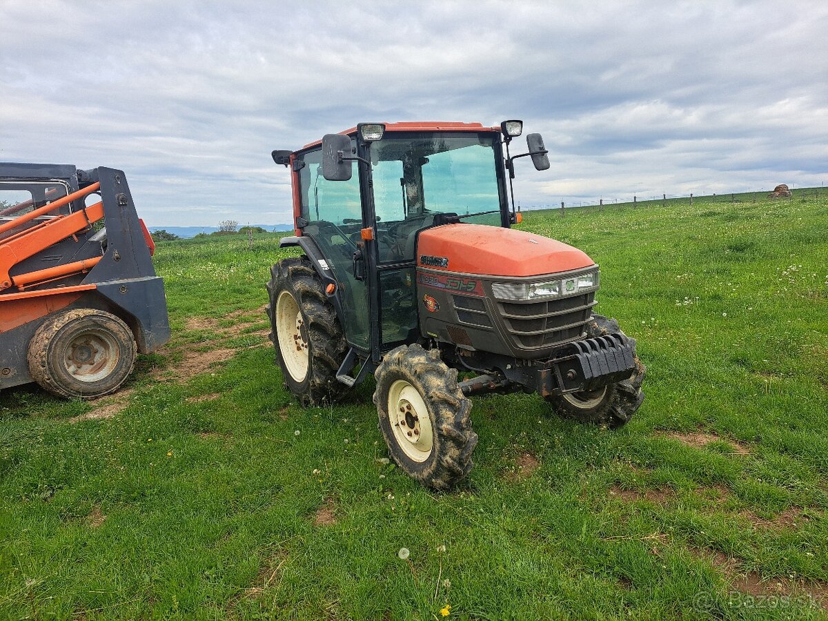 Predám malotraktor yanmar us 330