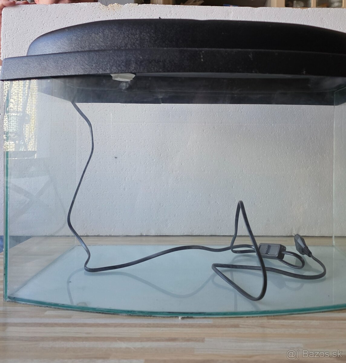 Predam vypukle akvarium
