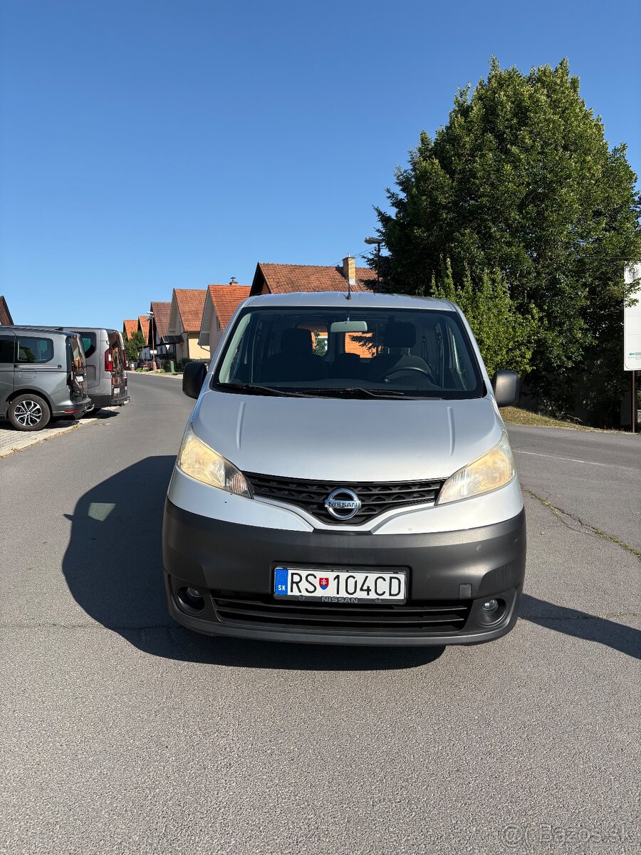 Predám Nissan NV200 1.6 benzín (2013) – spoľahlivý a priestr