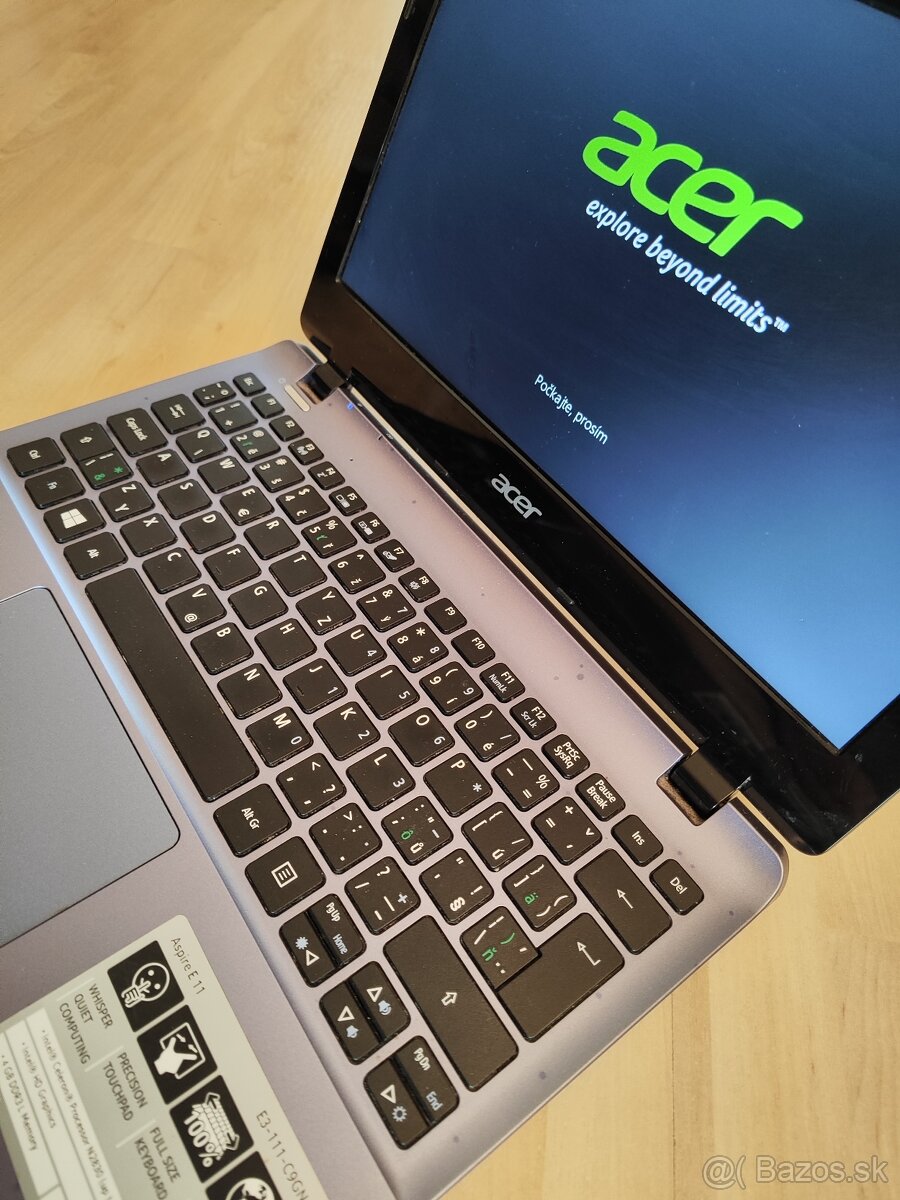 Predám notebook Acer Aspire E 11