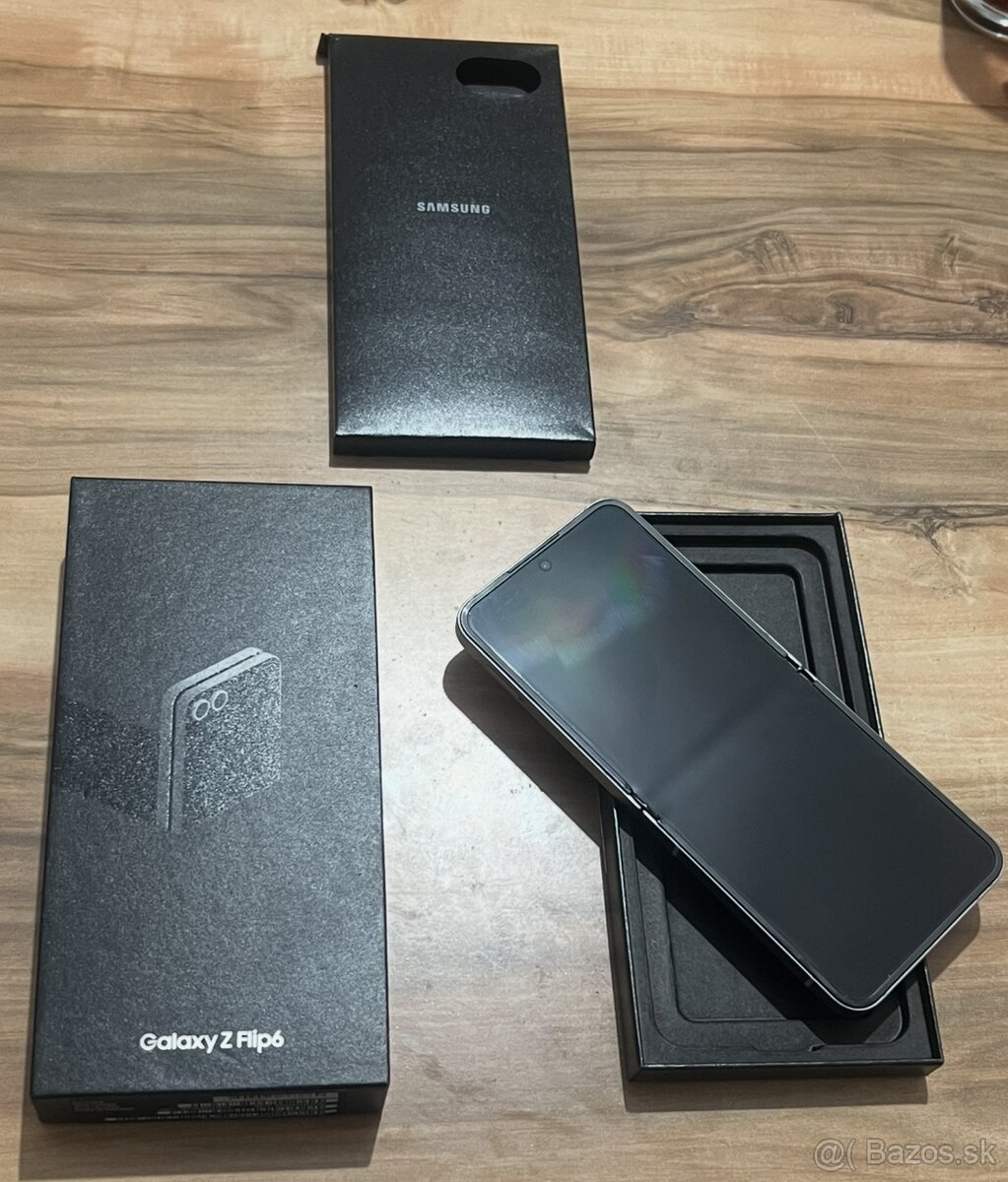 Predám Samsung Galaxy Z Flip 6 12GB Rám 256GB Sivý