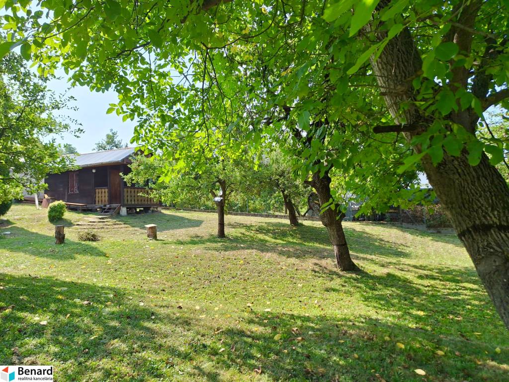 DOHODA MOŽNÁ NA PREDAJ POZEMOK, 973 M2, KOKOŠOVCE PRI PREŠOV