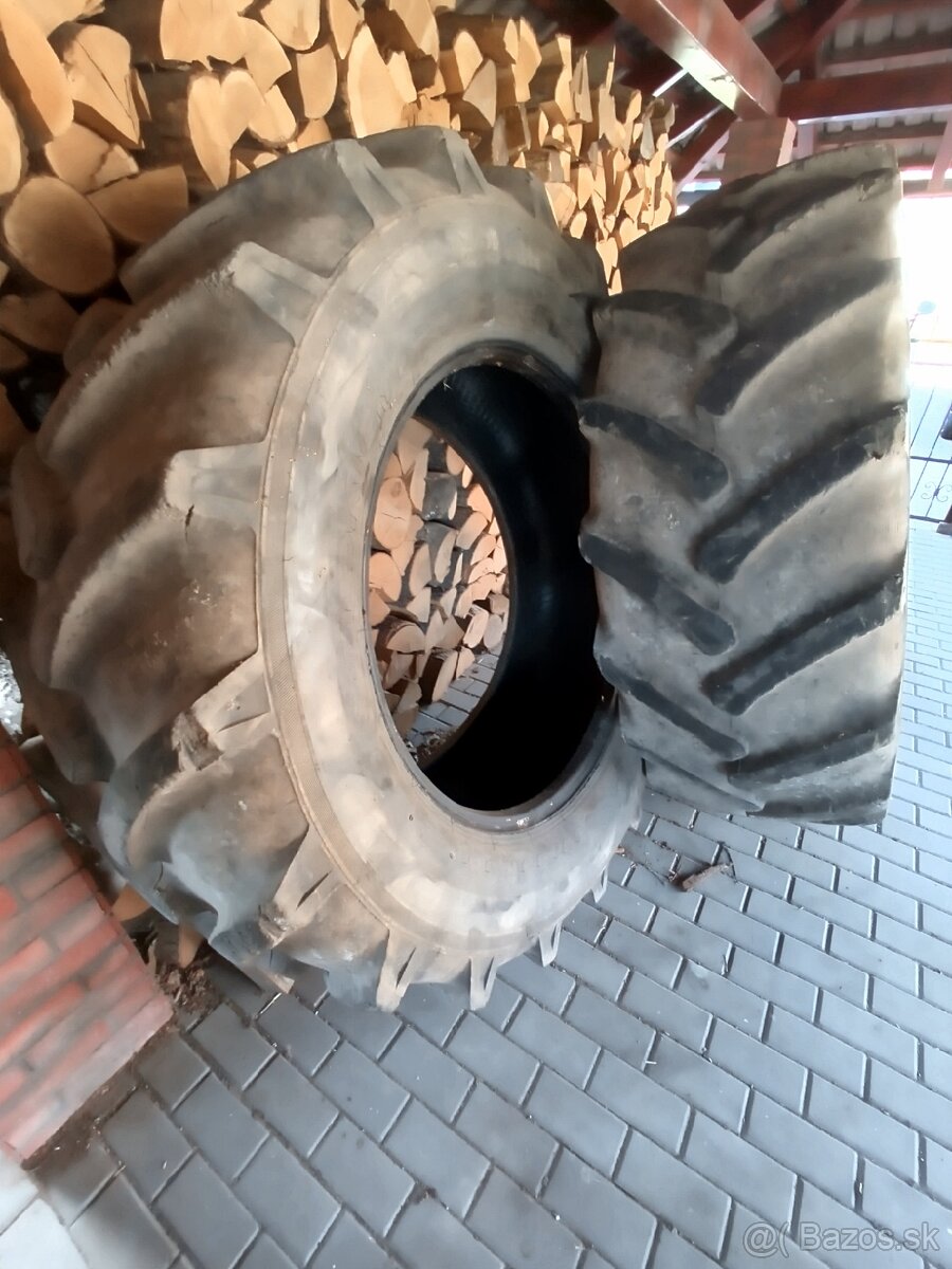 Lesné pneumatiky.