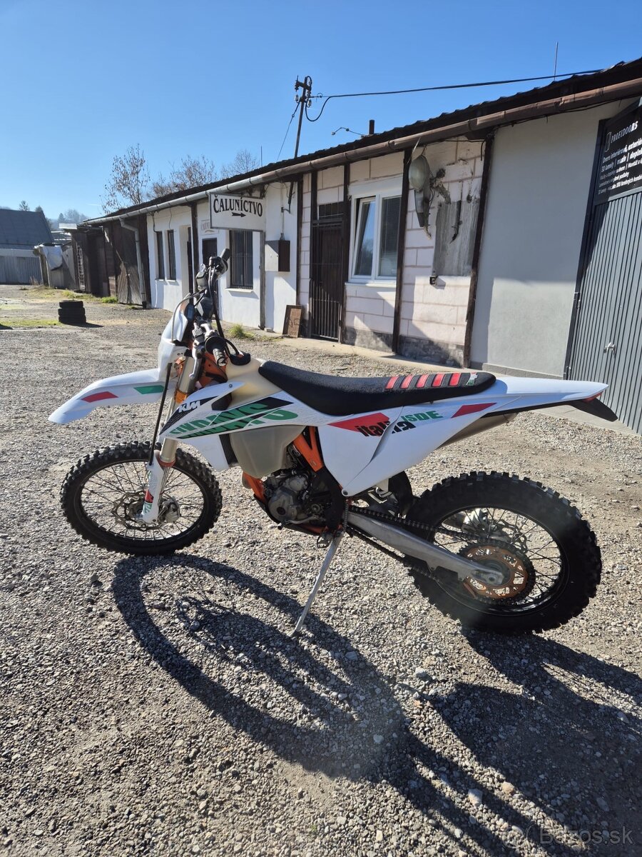 KTM EXC-F 250 Six Days 2021 – top stav