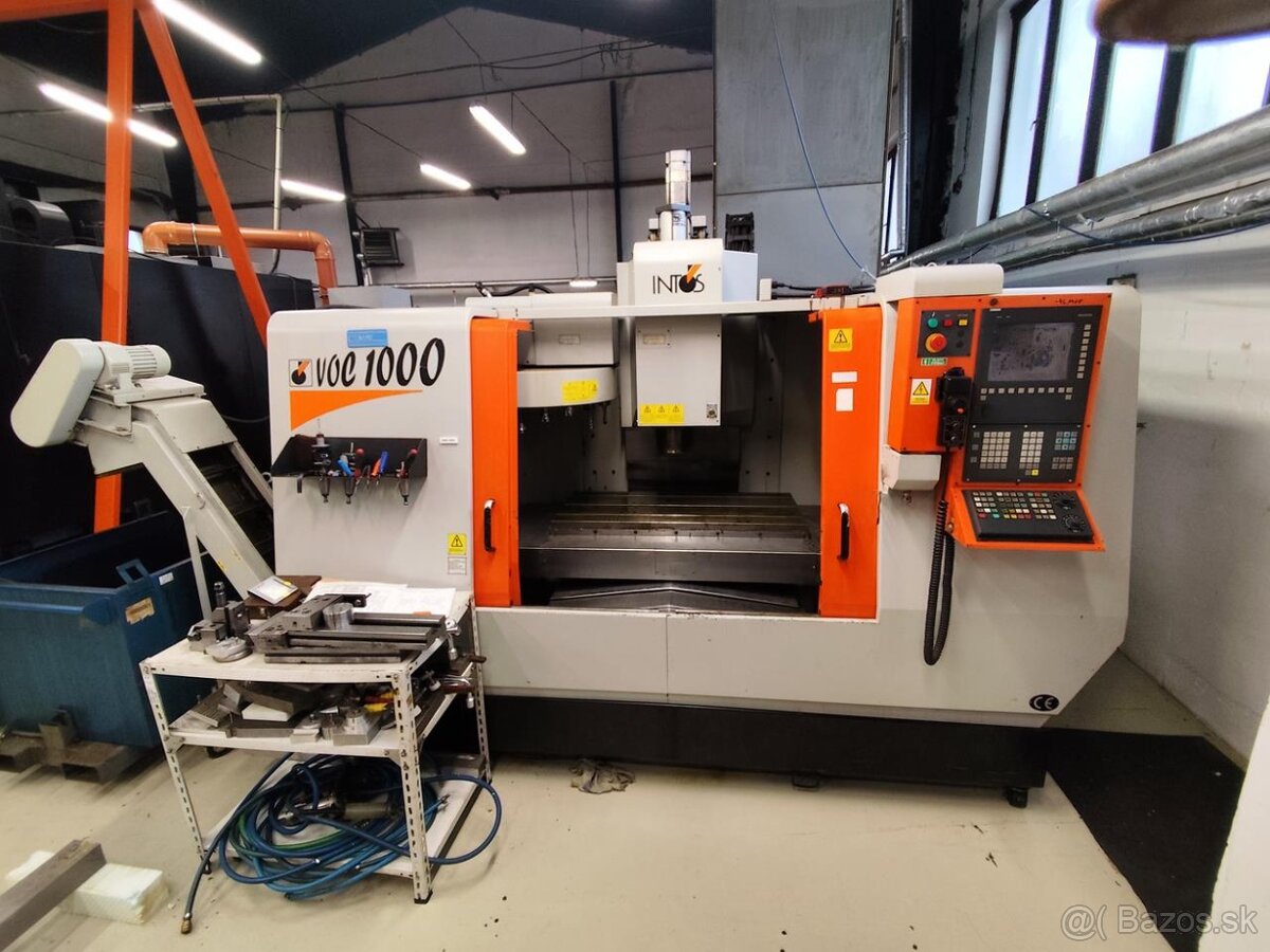 Obráběcí centrum (vertikální) INTOS VOC 1000