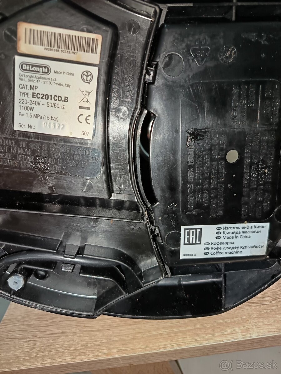 Pákový kávovar Delonghi