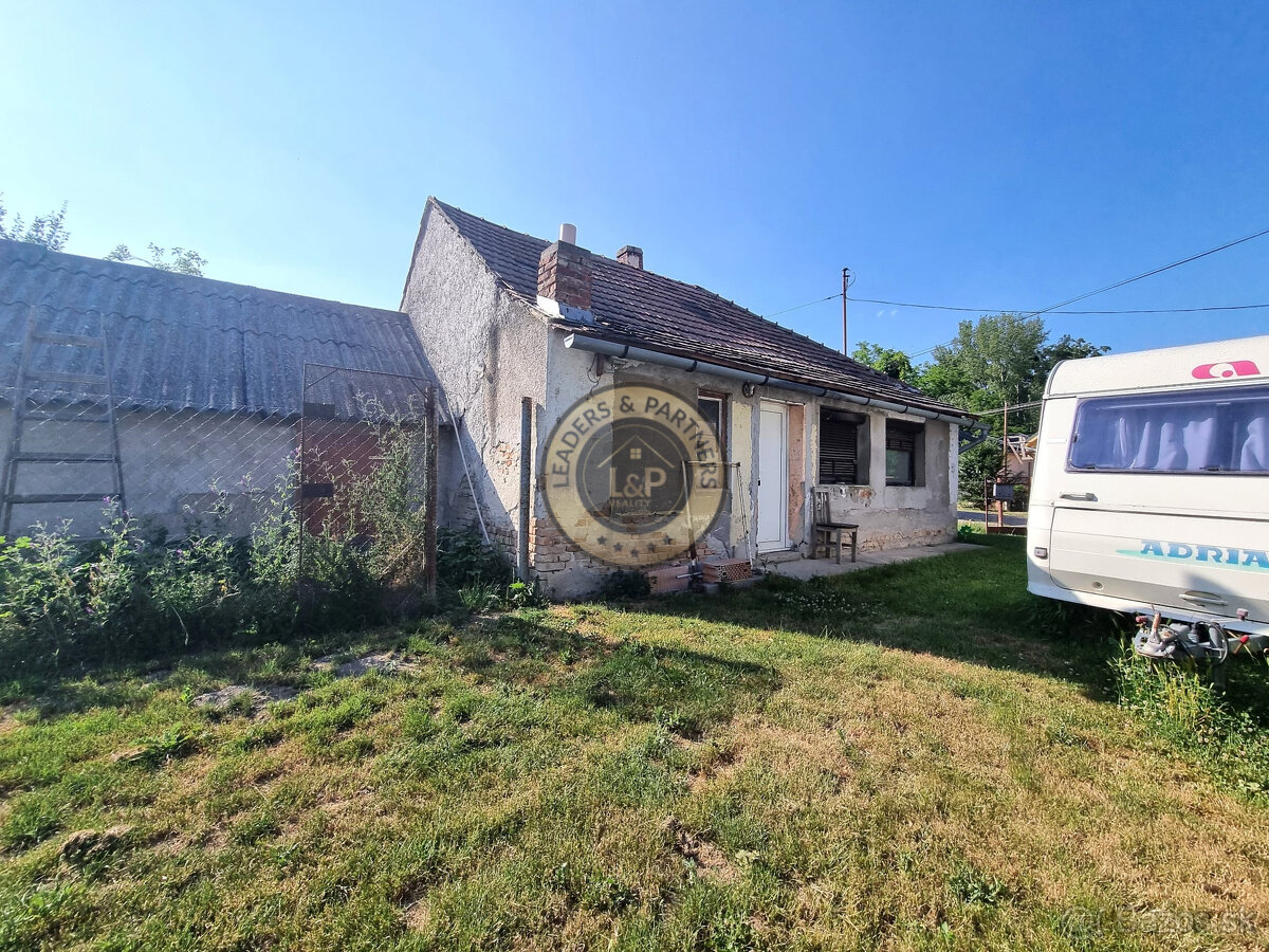 PREDAJ pozemok 6652 m2 Dunasziget