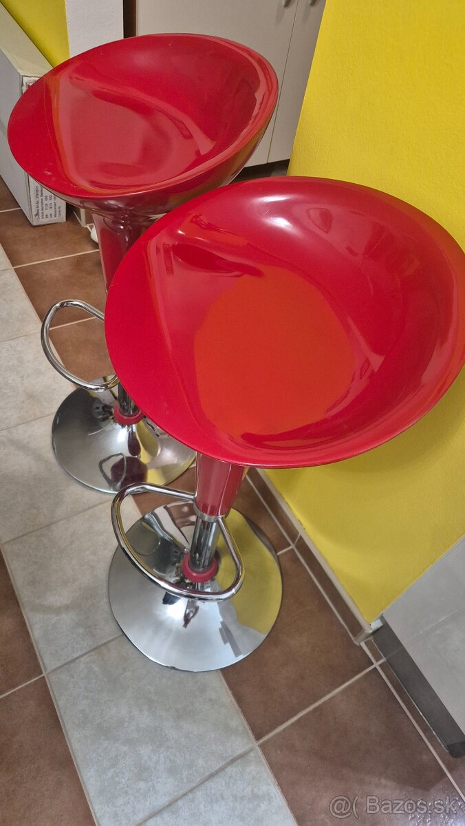 Predam barove stolicky 2KS