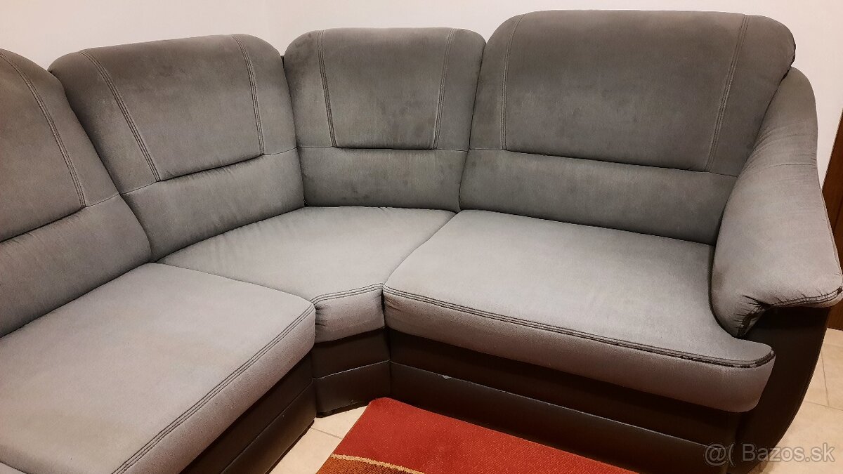 Rohový gauč